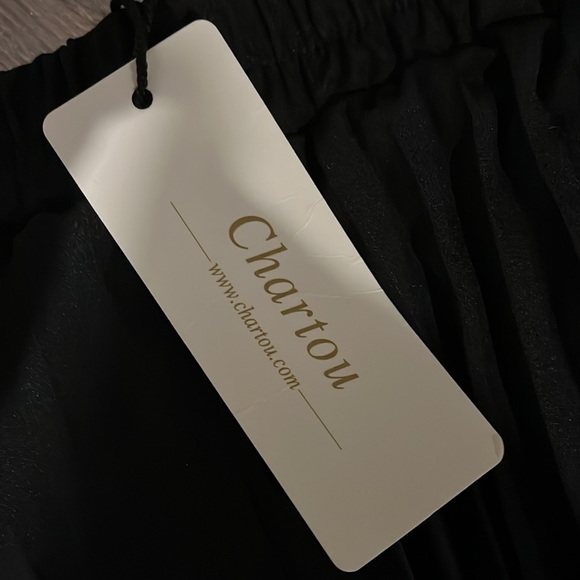 Nwt midi length black pleated skirt - Picture 2 of 3